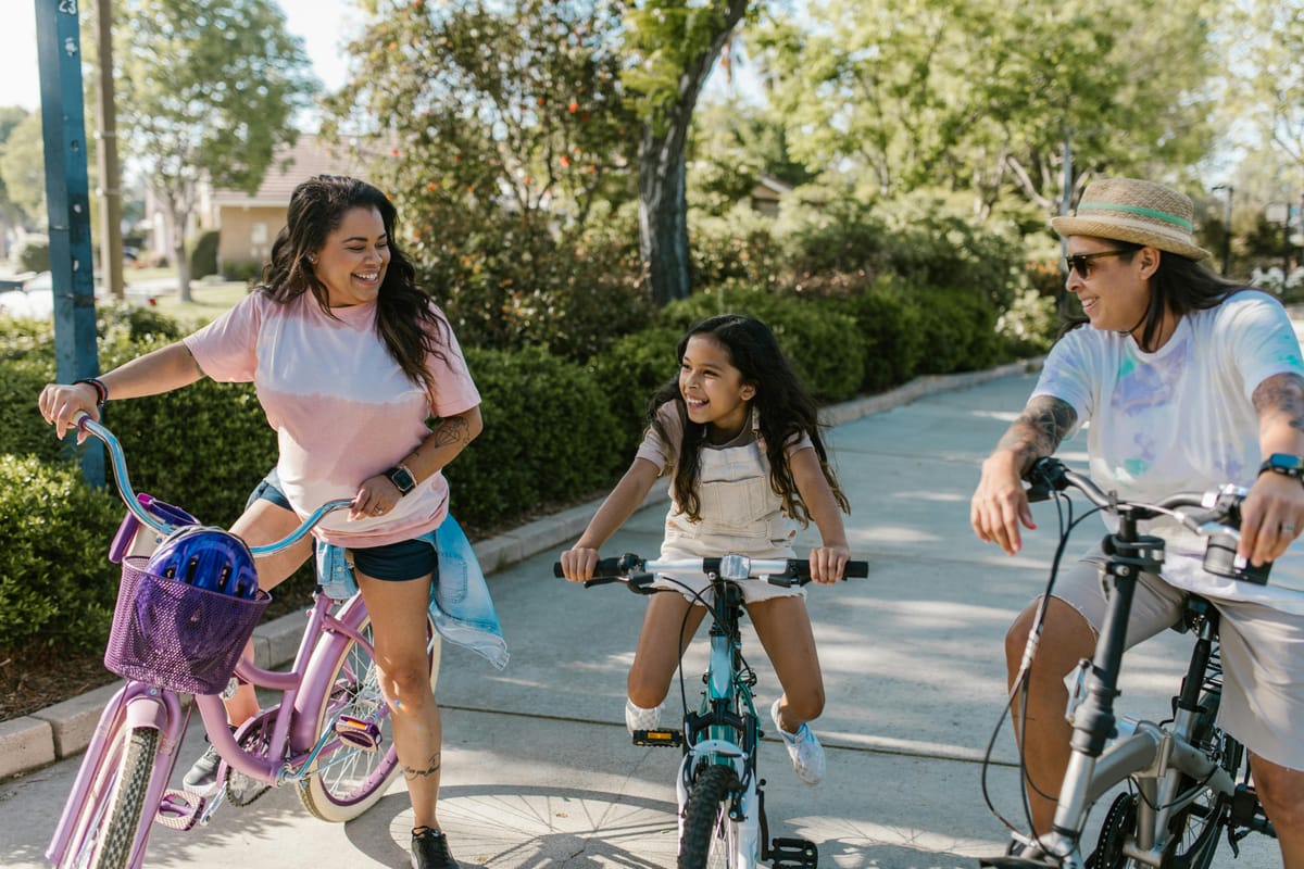 Family Biking Adventure: Tips, Guide, and Essentials for a Safe and Fun Ride