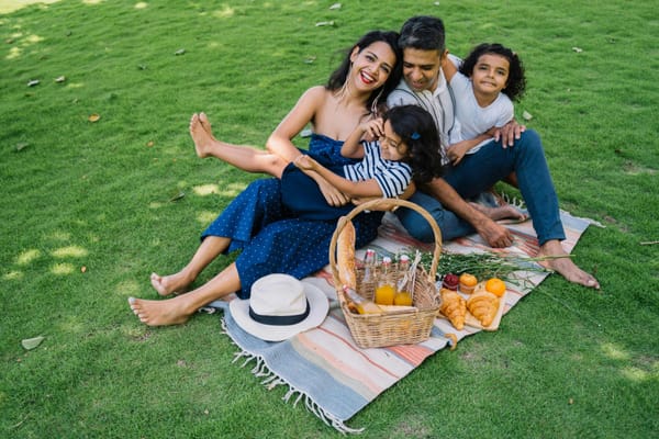 Guide to a Fun and Stress-Free Family Picnic at the Park
